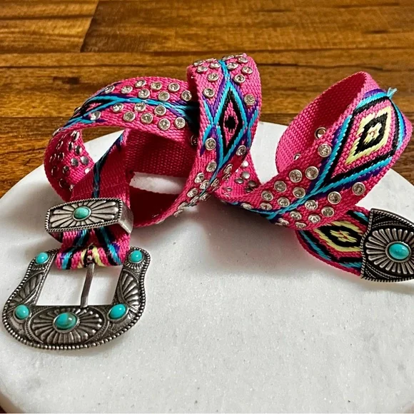 Montana West ~ Medium ~ Pink W/Multi-Colors Aztec ~ Rhinestones/Turquoise Belt - Picture 6 of 16